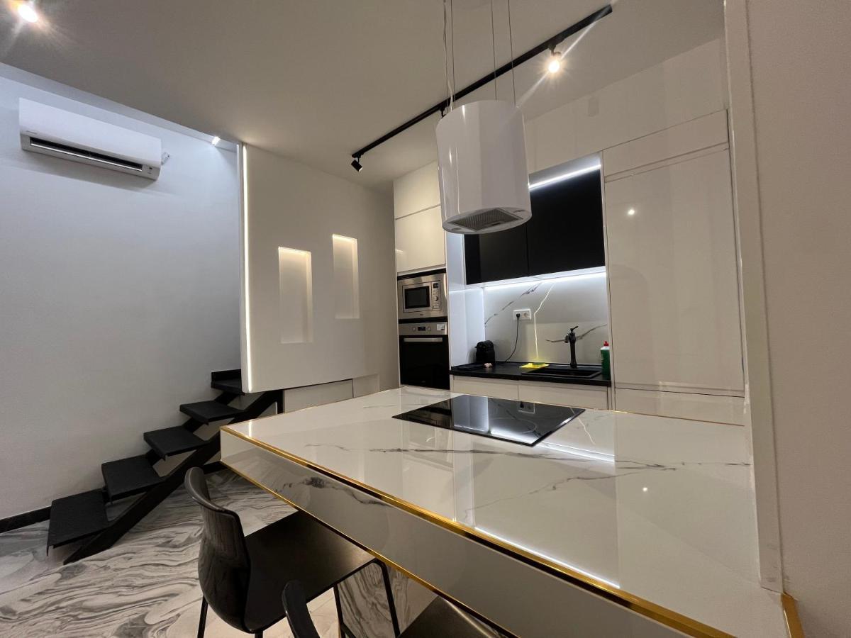 Bs4 Suite Luxury Madrid Centro Luaran gambar